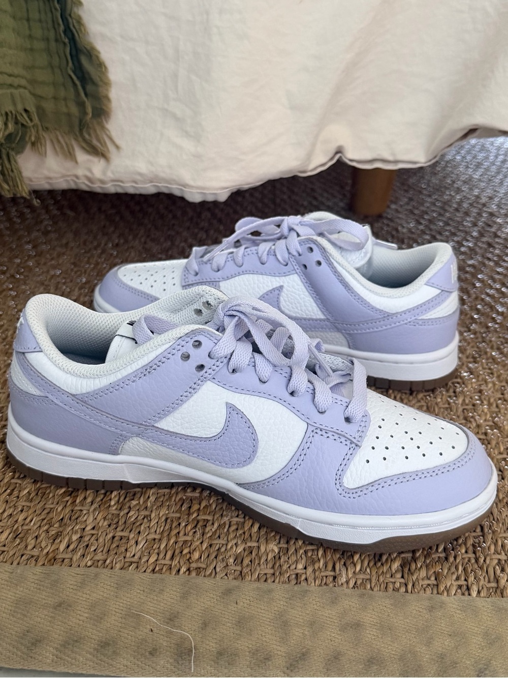 Nike Dunk Low White & Lilac Sneakers